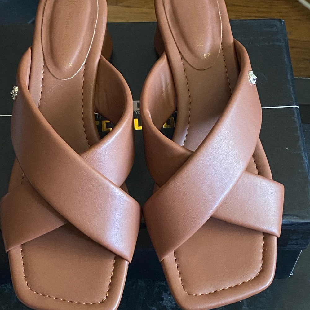 Anne Klein Tan Crisscross Slide Sandals
NWOB